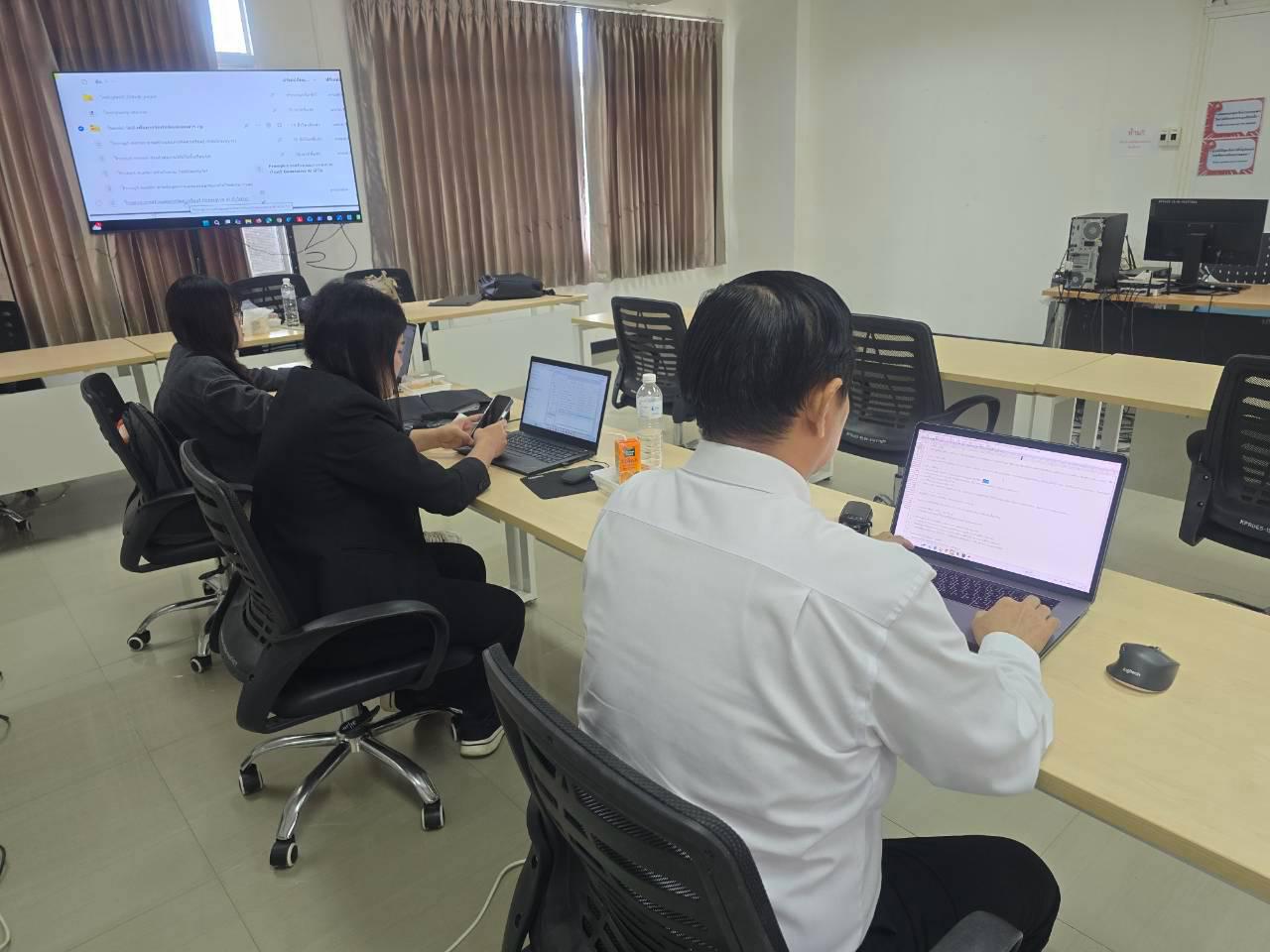 12. โครงการการผลิตสื่อการสอนด้วยนวัตกรรม AI ของครูเพื่อส่งเสริมความคิดสร้างสรรค์สำหรับผู้เรียนในยุคดิจิทัลตามบริบทของโรงเรียน ภายใต้โครงการพัฒนาคุณภาพการศึกษาและการพัฒนาท้องถิ่นโดยมีสถาบันอุดมศึกษาเป็นพี่เลี้ยงเครือข่ายเพื่อการพัฒนาอุดมศึกษา